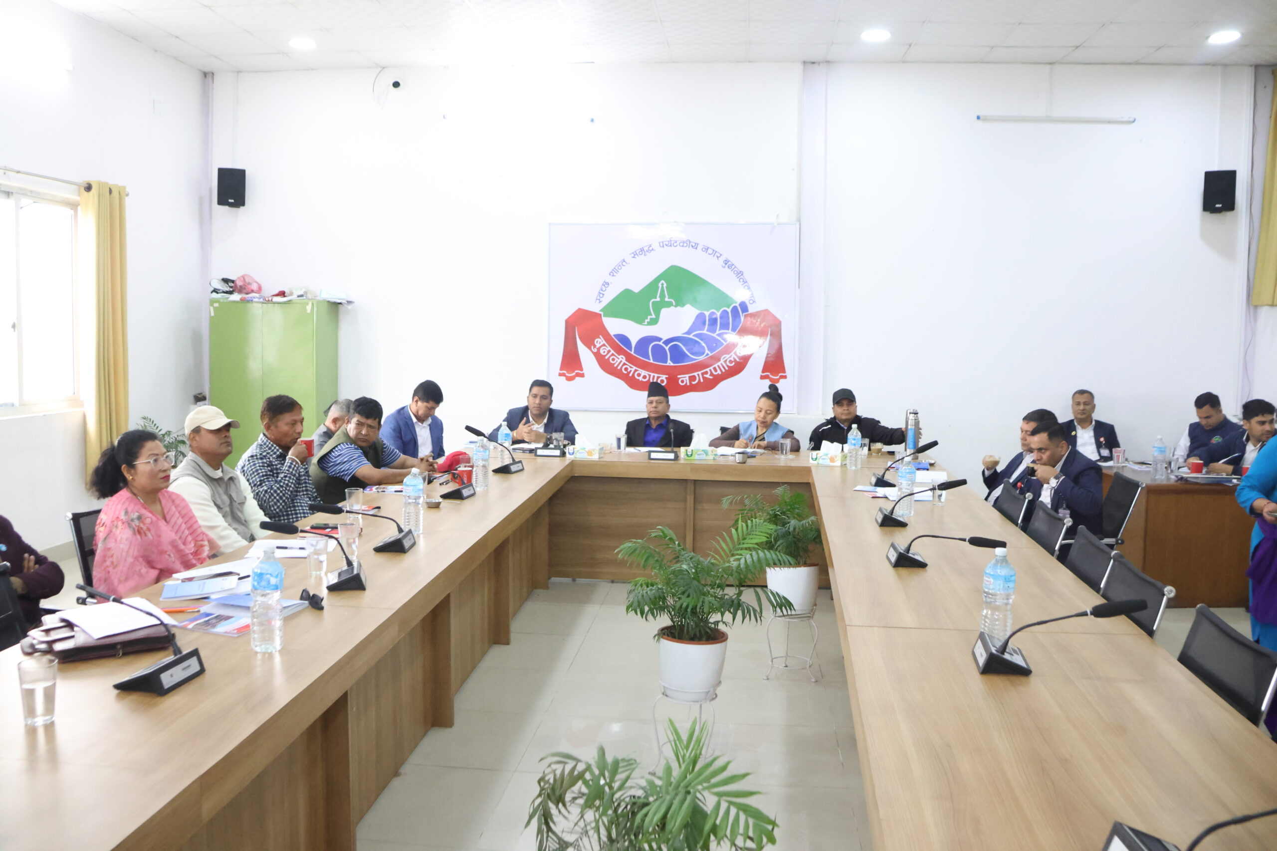 आगामी आर्थिक वर्षको नीति तथा कार्यक्रमका लागि बुढानीलकण्ठमा राजनीतिक दलहरूसँग बृहत् छलफल