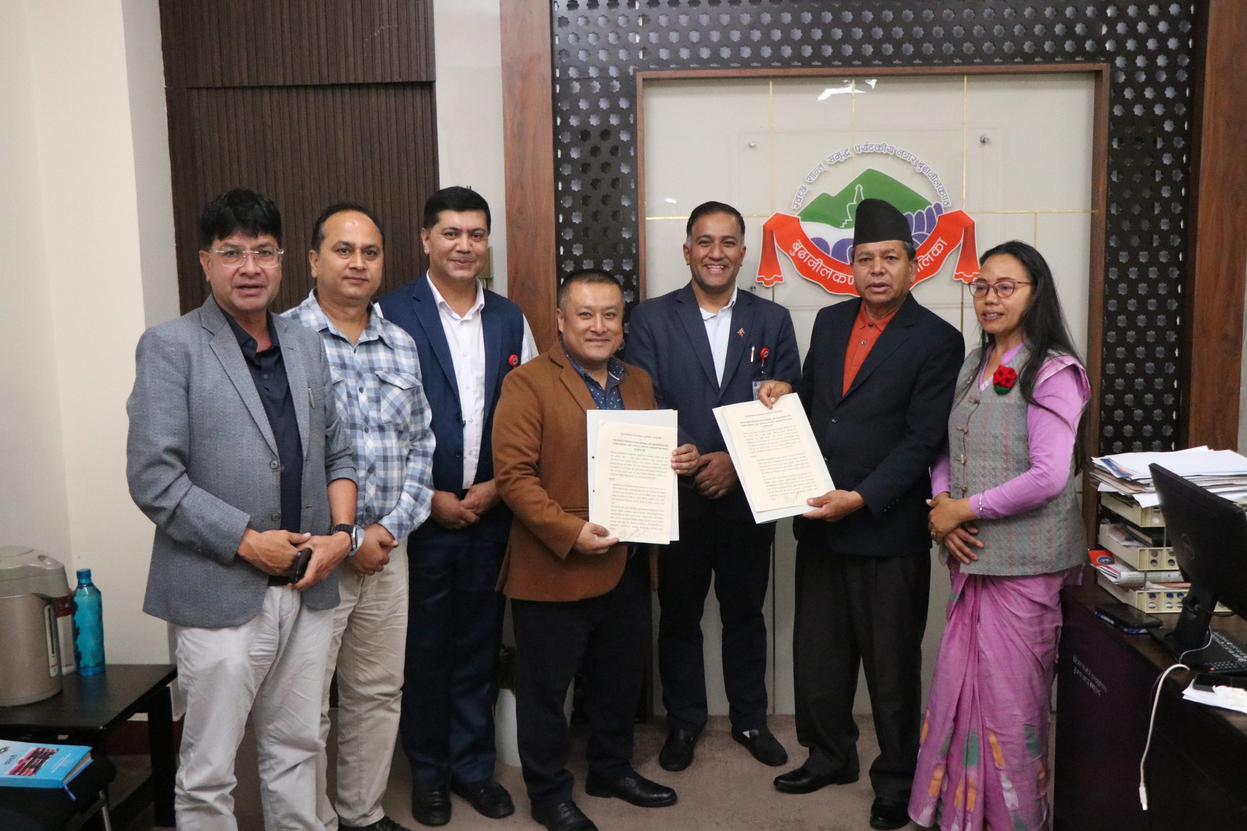 बुढानीलकण्ठ नगरपालिका र न्यूरो अस्पताल बीच सम्झौता, स्थानीयवासी तथा कर्मचारीका लागि स्वास्थ्य सुविधामा छुट